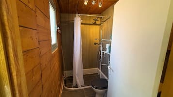 Shower, towels