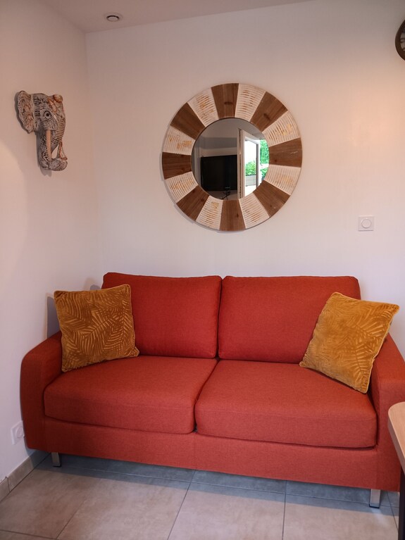 Le Petit Marais Relaxation For Families With Jacuzzi, Garden, And Air Conditioning - Niort