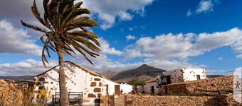 Vacation Home 'Casa Dayaday' with Mountain View and Wi-Fi