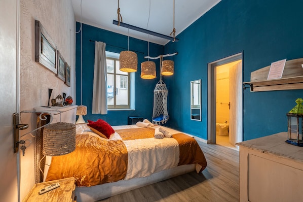 1 chambre, fer et planche Ă repasser, Wi-Fi gratuit, draps fournis