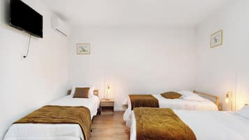 1 bedroom, free WiFi, bed sheets