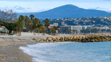 Playa en los alrededores