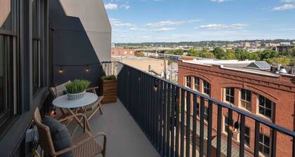 Historic Morris Ave- Private Balcony & City Views!