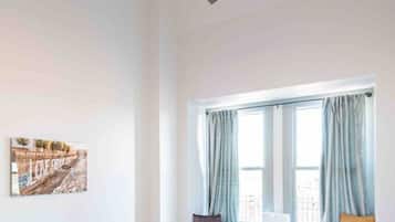 Iron/ironing board, travel crib, WiFi, bed sheets