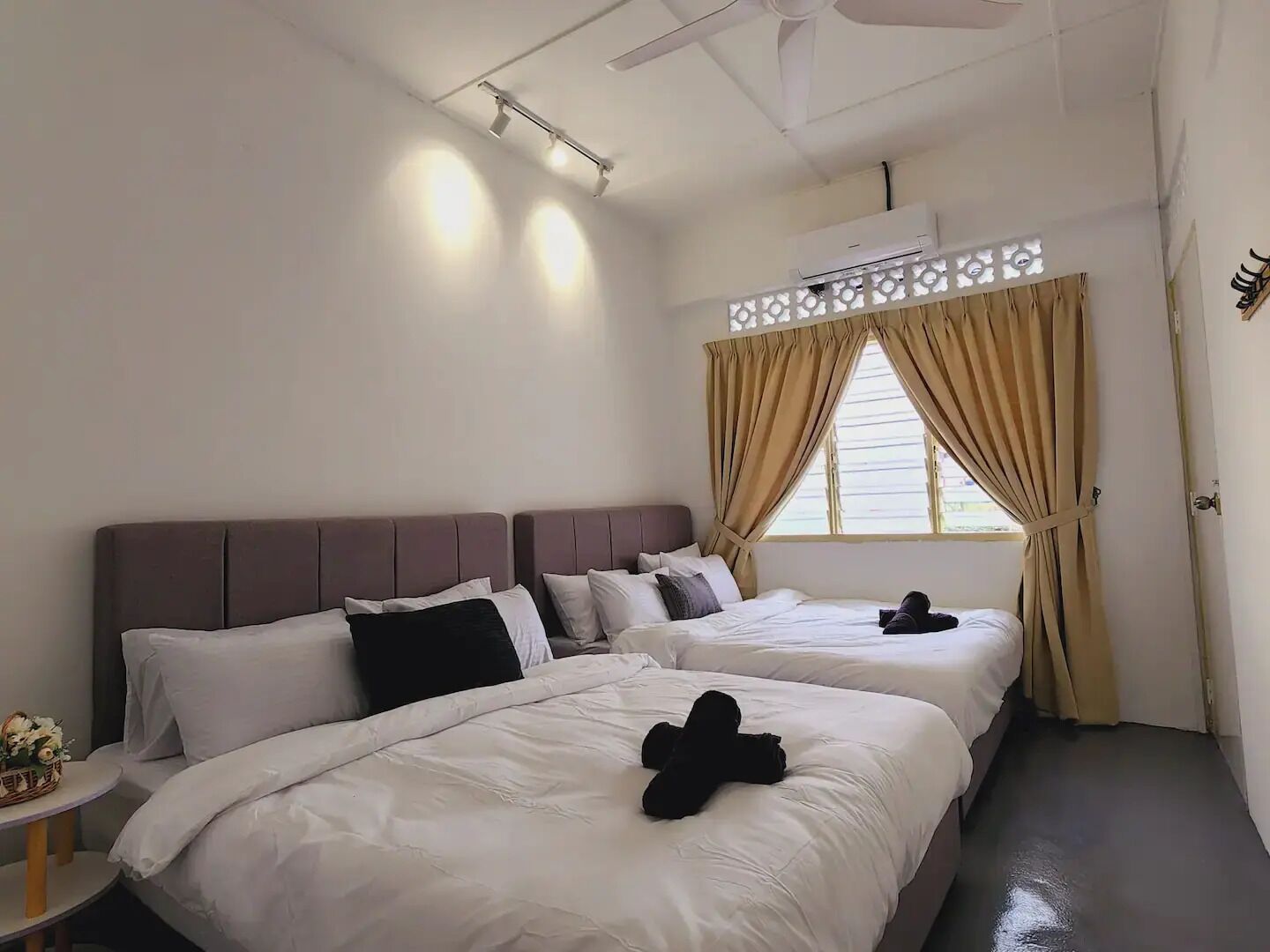 5 chambres, fer et planche à repasser, Wi-Fi gratuit, draps fournis