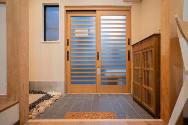 Classic Villa, Balcony | Room amenity - Miyu Mitaka (Osaka)