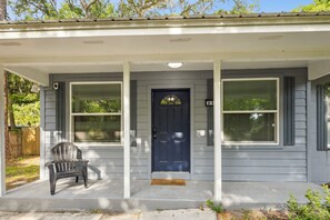 Exterior - GNV 4 BR - 4 Mins to UF - Groups & Families - Pets (Gainesville)
