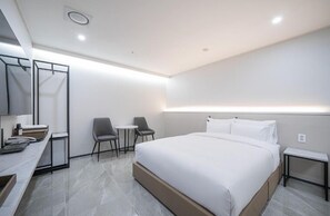 Standard Double Room, City View | Laptop workspace, free WiFi