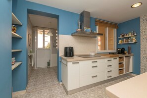 Leilighet | Eget kjøkken | Høy barnestol