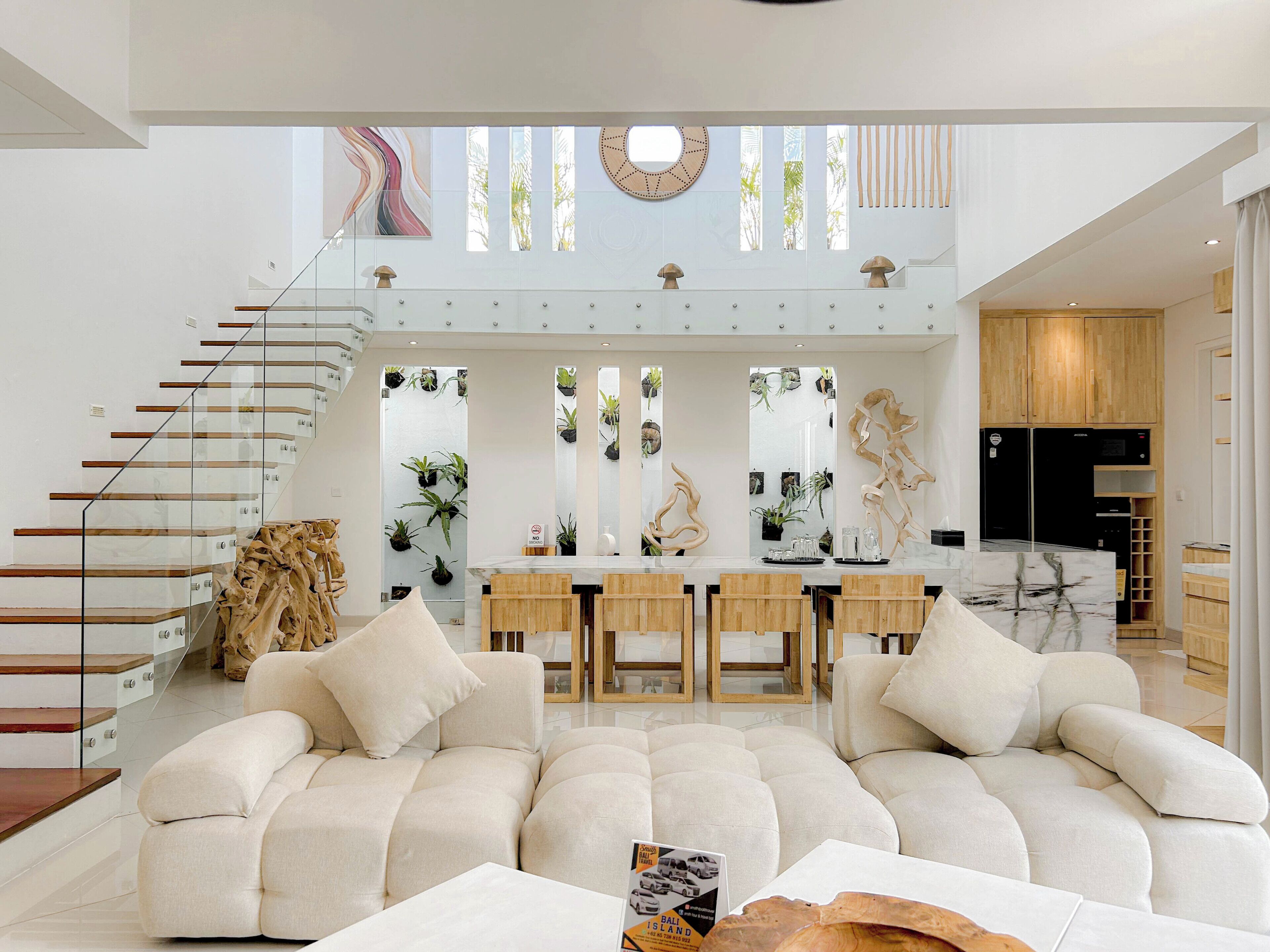 别墅, 泳池景观 | 起居区 | 平板电视