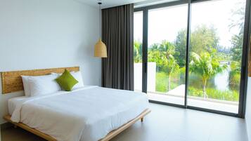 5 bedrooms, in-room safe, WiFi, bed sheets