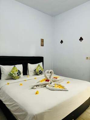 Schreibtisch, kostenloses WLAN