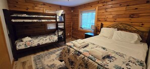 3 habitaciones, tabla de planchar con plancha y wifi gratis