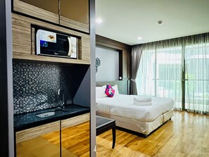Standard Studio, Balcony | Private kitchen | Stovetop, electric kettle, toaster, cookware/dishes/utensils - The Regent Bangtao By RESAVA (Choeng Thale)
