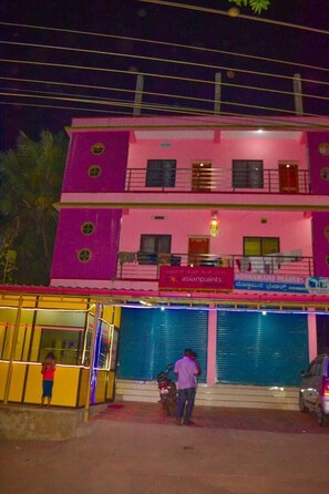 Fachada da propriedade