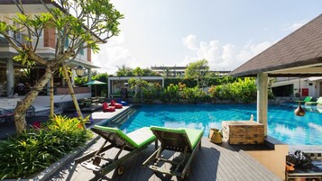 Piscina externa