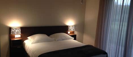 10 habitaciones, wifi y ropa de cama