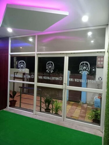 Hotel Lavish Inn