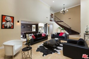 Fireplace - Casa del Sol in the Hollywood Hills-Views, Pool, Best Location!  (Los Angeles)