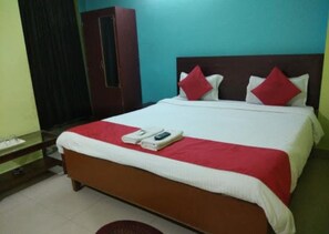 Deluxe Double Room, Multiple Bedrooms, City View | Free WiFi, bed sheets - Goroomgo Sands Bay Puri (Puri)