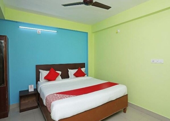 1 bedroom, free WiFi, bed sheets