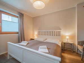 2 bedrooms, Internet