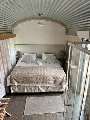 Standard Double Room | Free WiFi - Conductor's Inn  (Tsumeb)