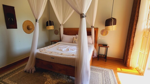 Unclassified image, 1 of 29, button - Njojo Guesthouse (Entebbe)