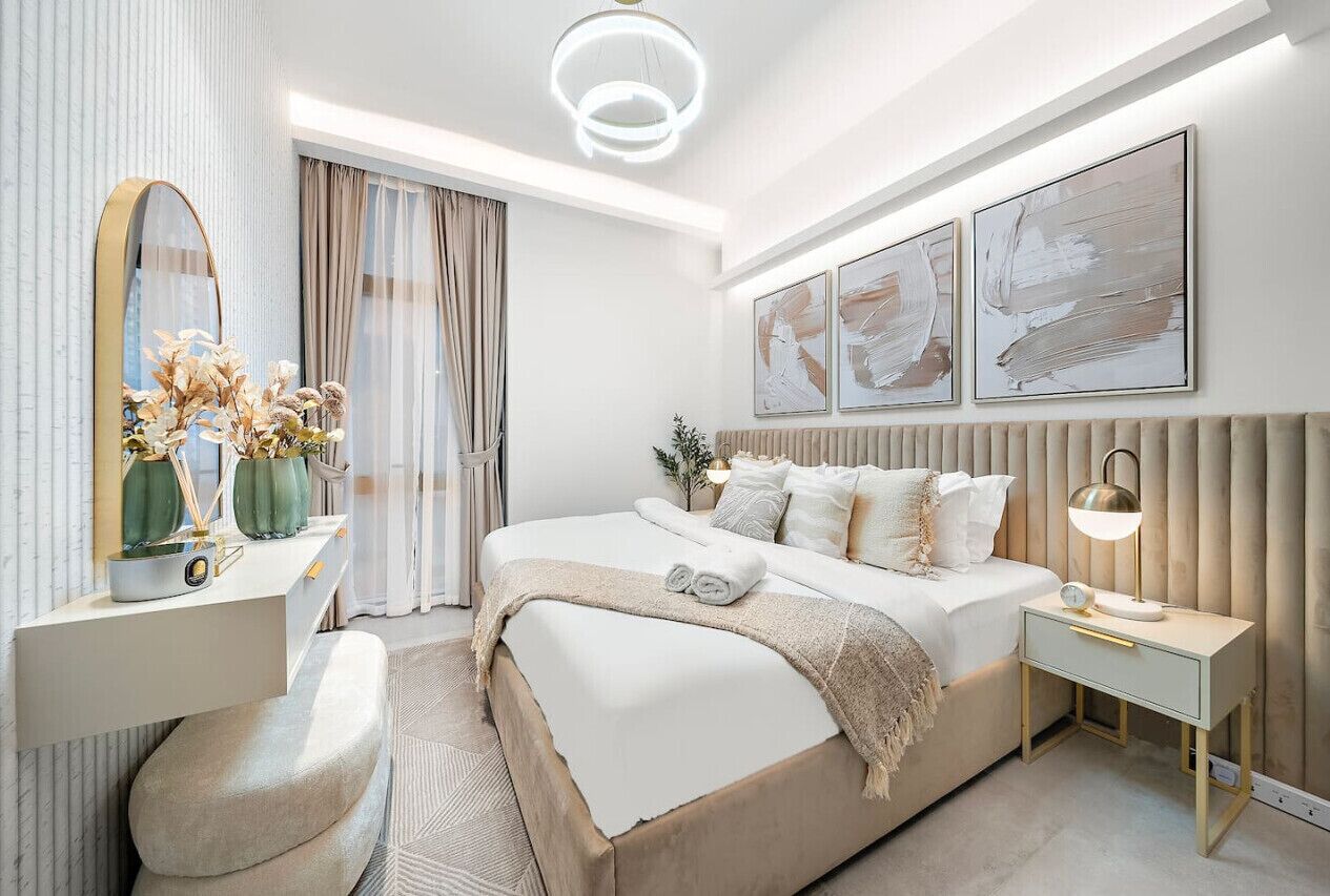 3 slaapkamers, een strijkplank/strijkijzer, wifi, beddengoed