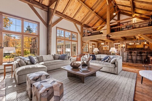 Modern Lux Cabin w/ Mtn Views | Fire Pit