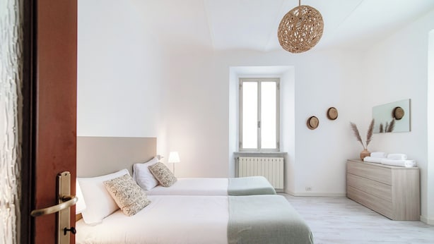 Unclassified image, 1 of 26, button - Lidia's Home (Cernobbio)