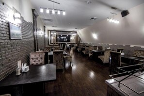 Petit déjeuner buffet compris tous les jours