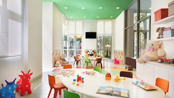 Children’s play area – indoor
