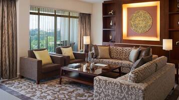 Apartment, 3 Bedrooms (with Study) | Living area | 40-inch TV with digital channels, DVD player