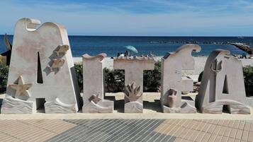 Sun-loungers