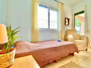 2 Schlafzimmer, Bügeleisen/Bügelbrett, kostenloses WLAN, Bettwäsche