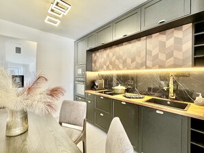 Fridge, microwave, oven, dishwasher