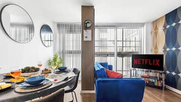 Apartment | Dining