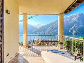 Terrace/patio - Wonderful private villa for 14 people with private pool, WIFI, TV, terrace and pets allowed (San Mamete)