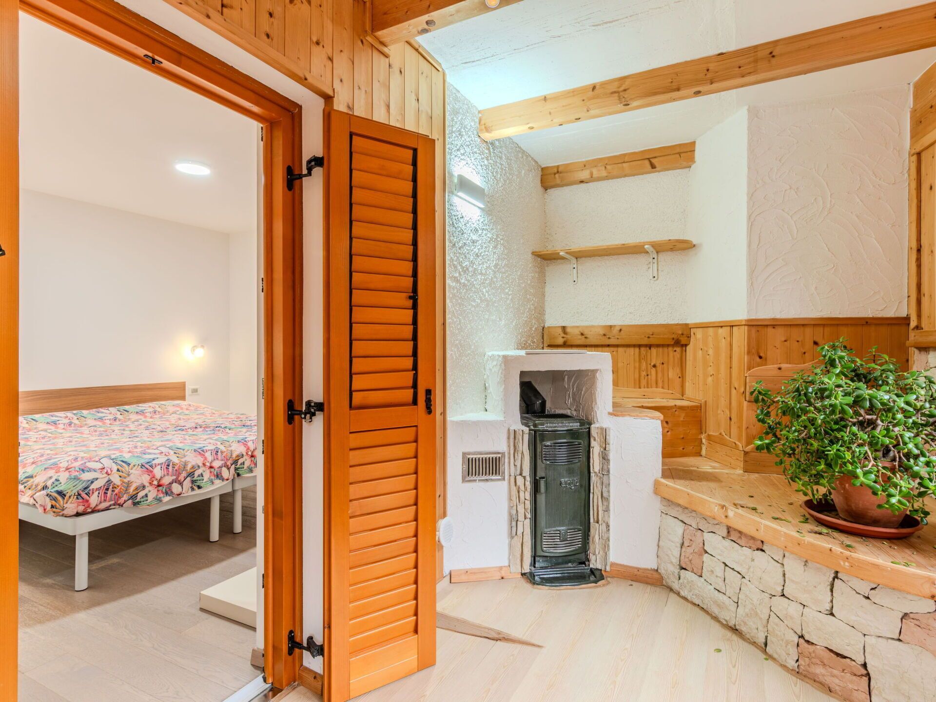 Diseño De Interiores, Piso, Madera, Suelo, Techo, Habitación, Mueble, Encendiendo, Manchas De Madera, Puerta