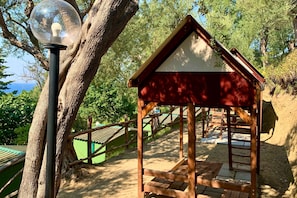 Basic Tent | Terrace/patio