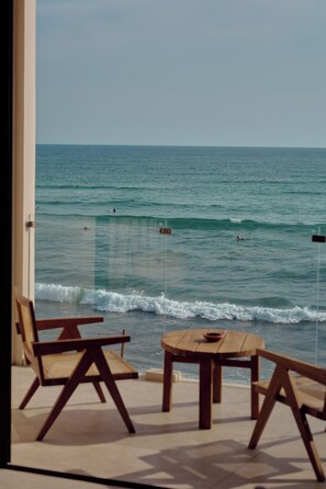 In-room safe, blackout drapes, free WiFi, bed sheets