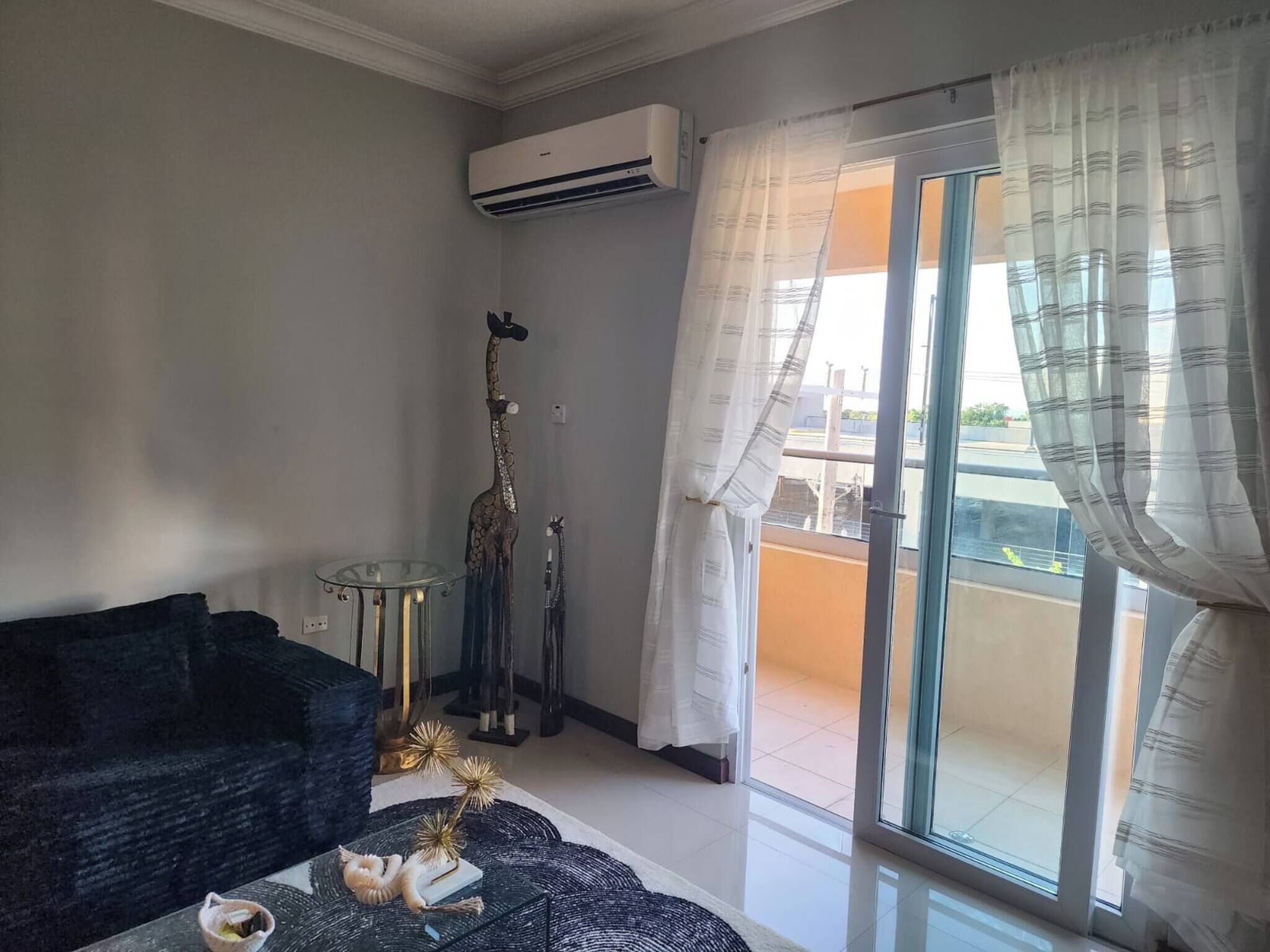 Apartment, 2 Bedrooms, Accessible, Balcony | Living room