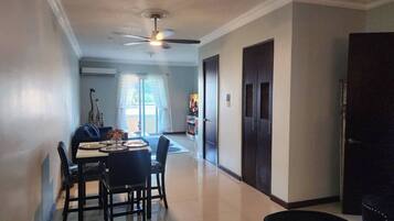 Apartment, 2 Bedrooms, Accessible, Balcony | Dining