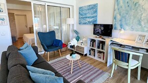 Living area - Holiday Home in Porto da Cruz With Garden (Machico)