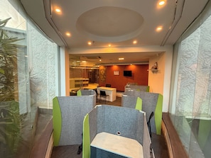 Lobby - C Suite - Lotus park (Bengaluru)