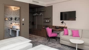 Superior Double or Twin Room, Garden View | Minibar, in-room safe, desk, laptop workspace