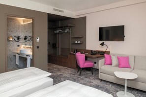 Chambre Supérieure Double ou avec lits jumeaux, vue jardin