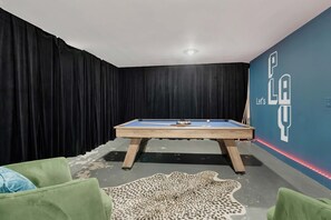 Spielezimmer