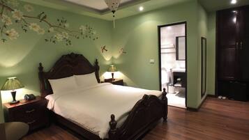 Deluxe Room | Free minibar, desk, free WiFi, bed sheets